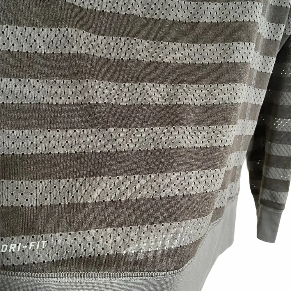 Nike Epic Stripes Crewneck Top